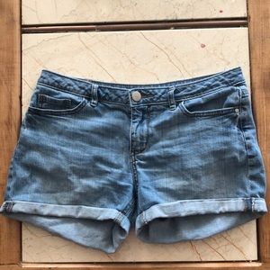 Lauren Conrad Jean Shorts- Size 6